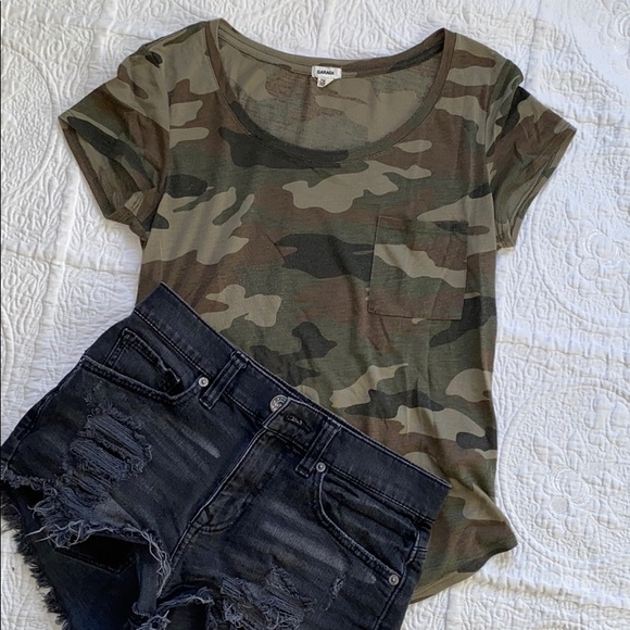 Garage Tops - 🐷 Camo Tshirt